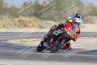 media/Nov-01-2025-CVMA (Sat) [[fc0f7531b8]]/Race 4-500-400-350 Supersport/